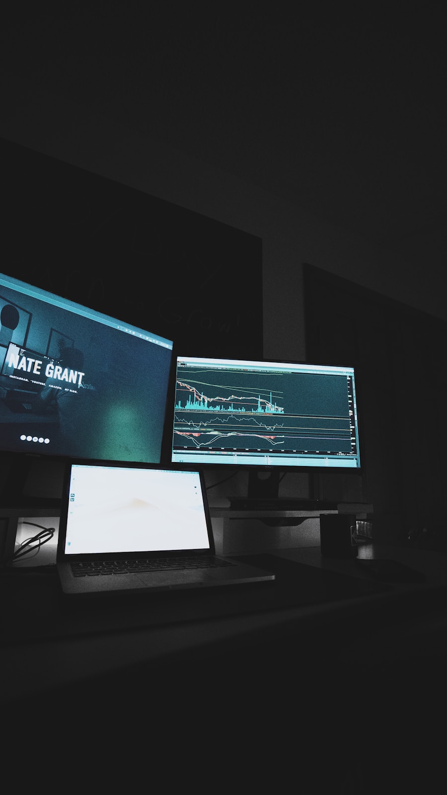 Blockchain, NFT, Trading: Jak Zarabiać na Cyfrowych Aktywach